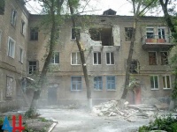 Три многоквартирных дома повреждены обстрелами ВСУ в Донецке
