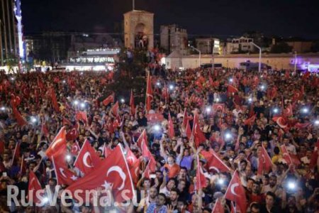 В Турции полным ходом идет еще один переворот, — Telegraph