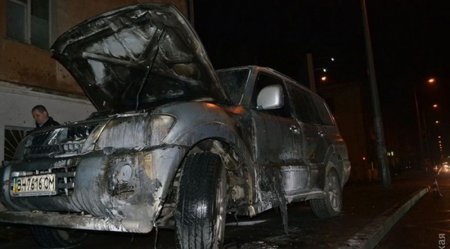 В Одессе бросили коктейль «Молотова» в автомобиль лидера местного Автомайдана