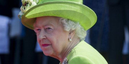 Елизавета II разрешила Терезе Мэй начать процедуру Brexit