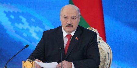 Лукашенко попросил ученых найти решение, чтобы не ползать перед братьями на ...