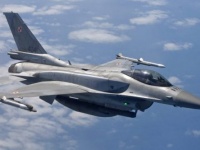 К самолету Шойгу над Балтикой приближался польский F-16 - Военный Обозреват ...