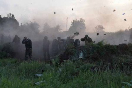 ВСУ обстреляли Донецк, Ясиноватую, Горловку. Сгорели несколько домов. Ранена мирная жительница - Военный Обозреватель
