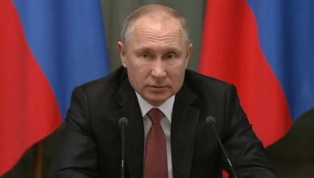 Путин внес в Думу законопроект о повышении МРОТ до прожиточного минимума