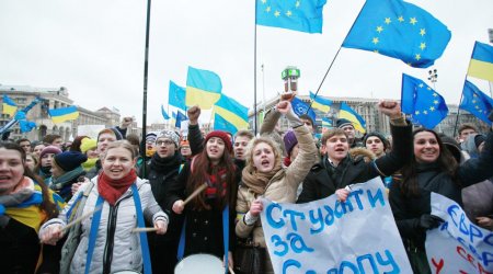 Озарение: Верховная Рада сетует на потерю Украиной суверенитета
