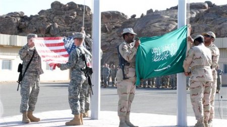 США прорабатывают вопрос о замене своих войск в Сирии на контингент арабски ...