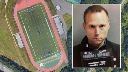 Безумие в Нью-Джерси: попечитель народных училищ задержан за систематическую дефекацию на футбольном поле