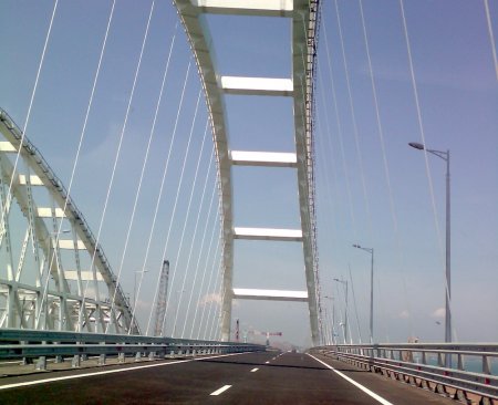 Крымский мост - «девятое чудо света», новая достопримечательность России
