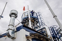 Газпром нефть запустила в промэксплуатацию установку по разделению ПНГ на полезные фракции