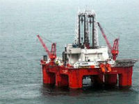 Роснефть сообщила об открытии крупного месторождения нефти на шельфе Печорского моря