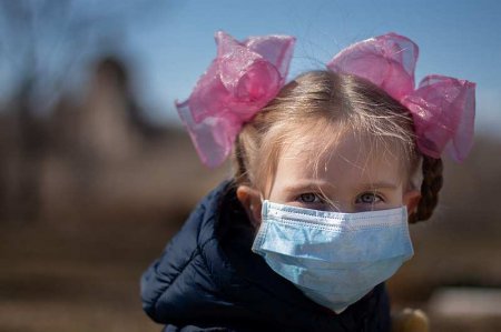 Медики сообщают о росте числа пневмоний среди детей в Китае и странах ЕС — CNN